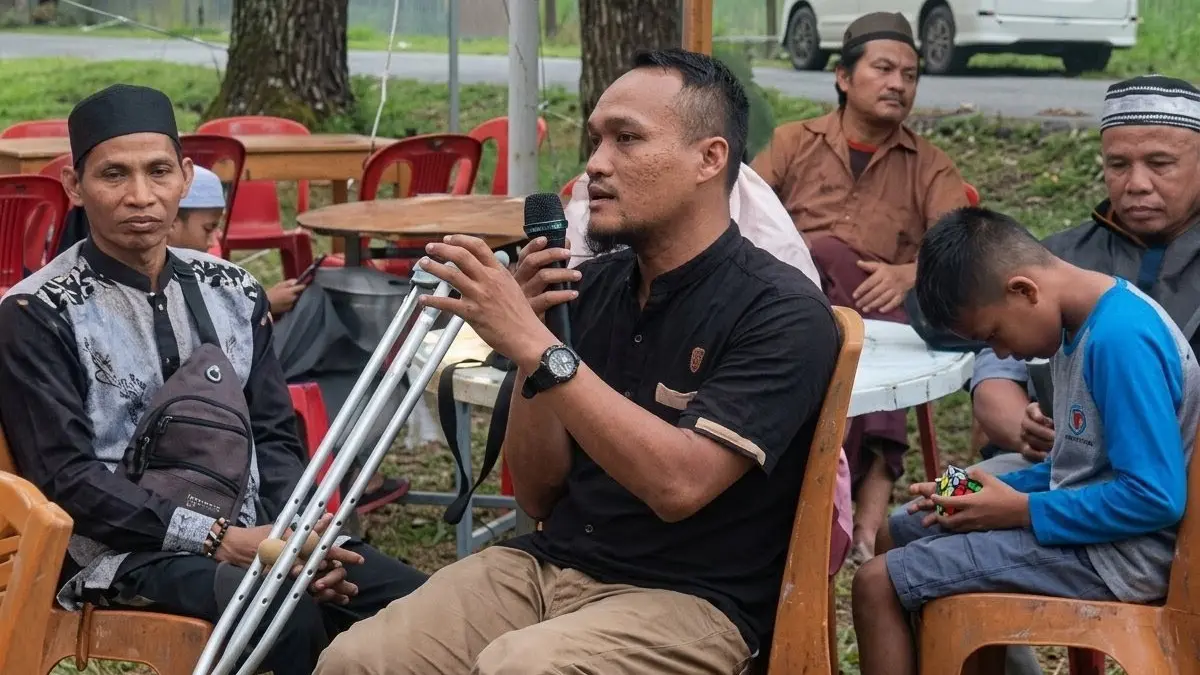 INKLUSIF: Masyarakat disabilitas Banjarbaru saat menyampaikan keluhannya terkait peluang mereka dalam dunia kerja.