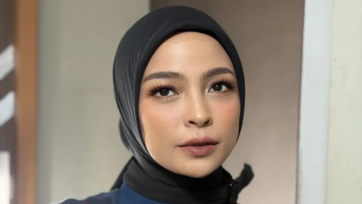 PENGALAMAN: Tantri Kotak berbagi pengalamannya saat pernah berurusan dengan Poppy Nupita. (Foto: Instagram)