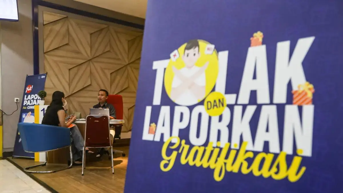 LAYANI WAJIB PAJAK: Direktorat Jenderal Pajak Kemenkeu mengungkap adanya praktik pemecahan usaha dengan mendirikan banyak PT maupun CV untuk menikmati fasilitas tarif PPh final UMKM sebesar 0,5 persen. (Jawa Pos)