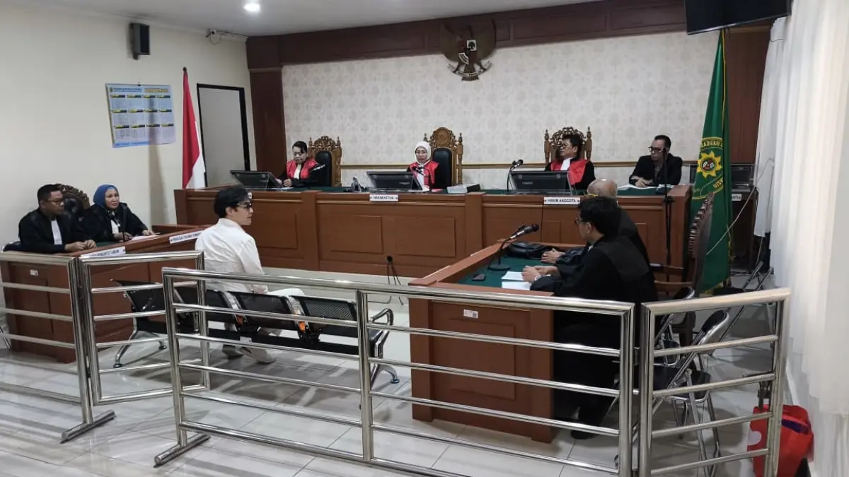 Richard Arief Muljadi, terdakwa kasus dugaan penipuan dan penggelapan bisnis batu bara senilai Rp7,79 miliar itu mulai menjalani persidangan di Pengadilan Negeri Banjarmasin, Jumat (26/6).