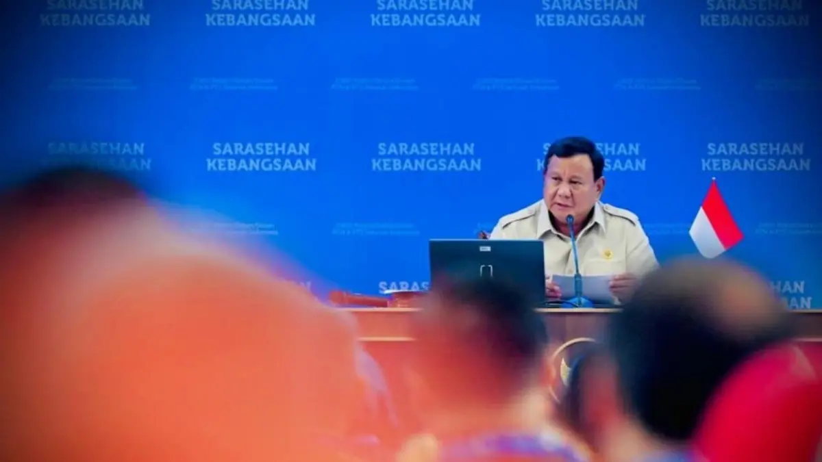 BERI SAMBUTAN: Presiden Prabowo Subianto pada penutupan Sarasehan Kebangsaan Konvensi Sains, Teknologi, dan Industri Indonesia Tahun 2026 di Jakarta International Convention Center, Jakarta, Minggu, (28/6). (BPMI Setpres/Laily Rachev)