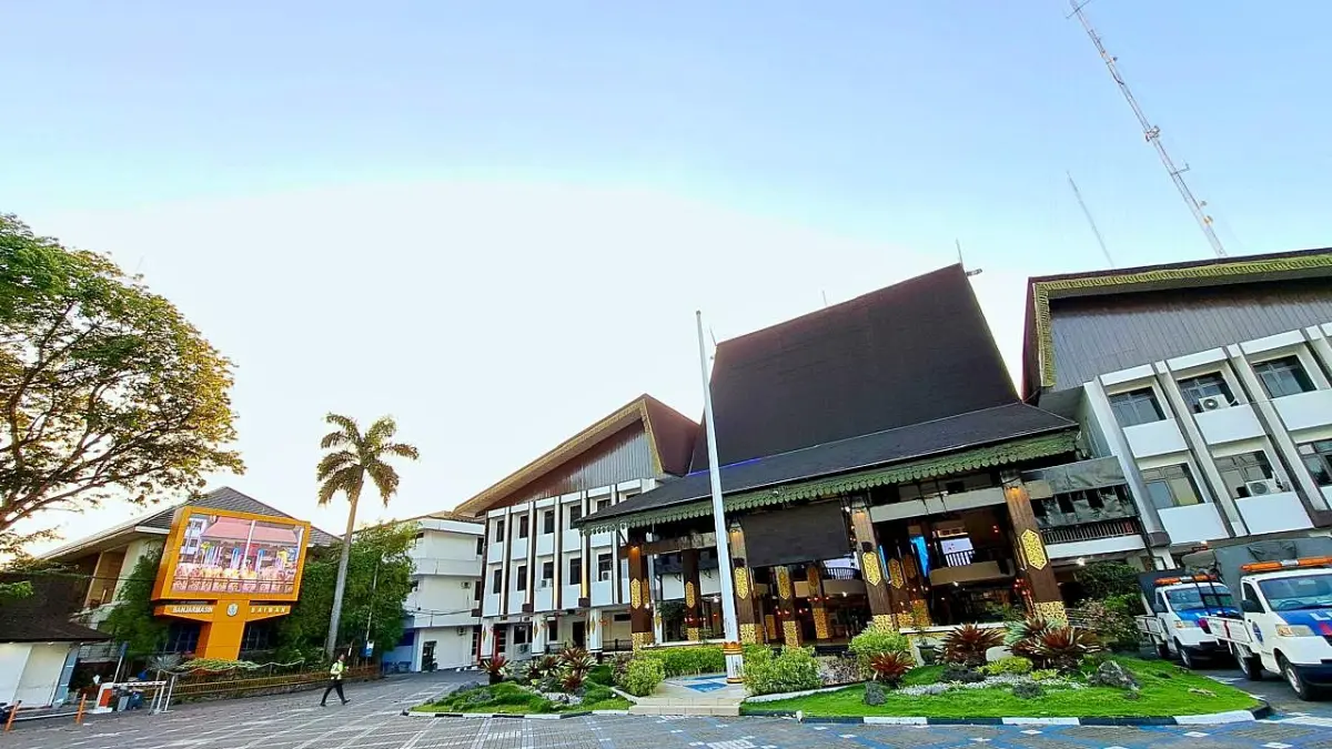 Jelang penutupan pendaftaran, sebanyak 20 pejabat telah mendaftar untuk memperebutkan tujuh Jabatan Pimpinan Tinggi Pratama di lingkungan Pemko Banjarmasin. (Dokumen Radar Banjarmasin)