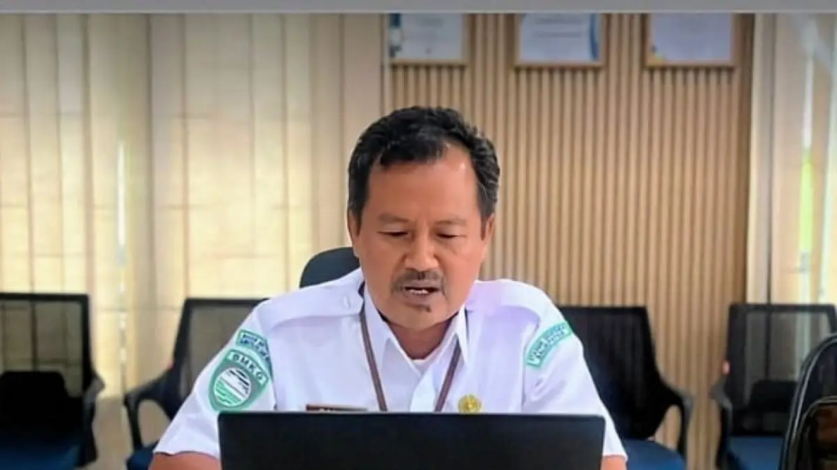 Kepala Stasiun Geofisika Balikpapan, Rasmid, menjelaskan pentingnya penyusunan peta mikrozonasi sebagai dasar perencanaan pembangunan dan mitigasi gempa di Kalimantan Selatan. (BMKG KALTIM)