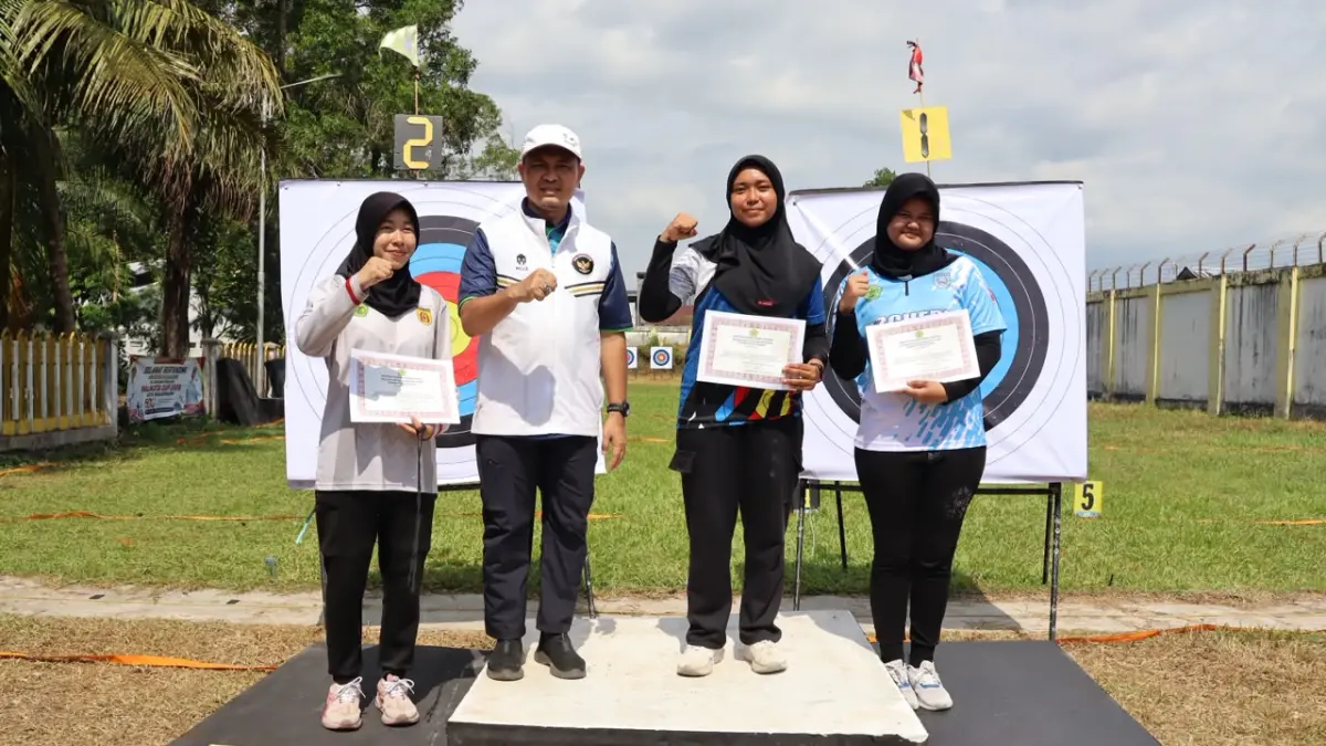 PANAHAN: Para atlet muda panahan Kalimantan Selatan bertanding dalam Kejuaraan Provinsi Kelompok Umur Panahan 2026 di kawasan GOR Hasanuddin HM, Banjarmasin, 25-28 Juni 2026. (dok perpani Kalsel)