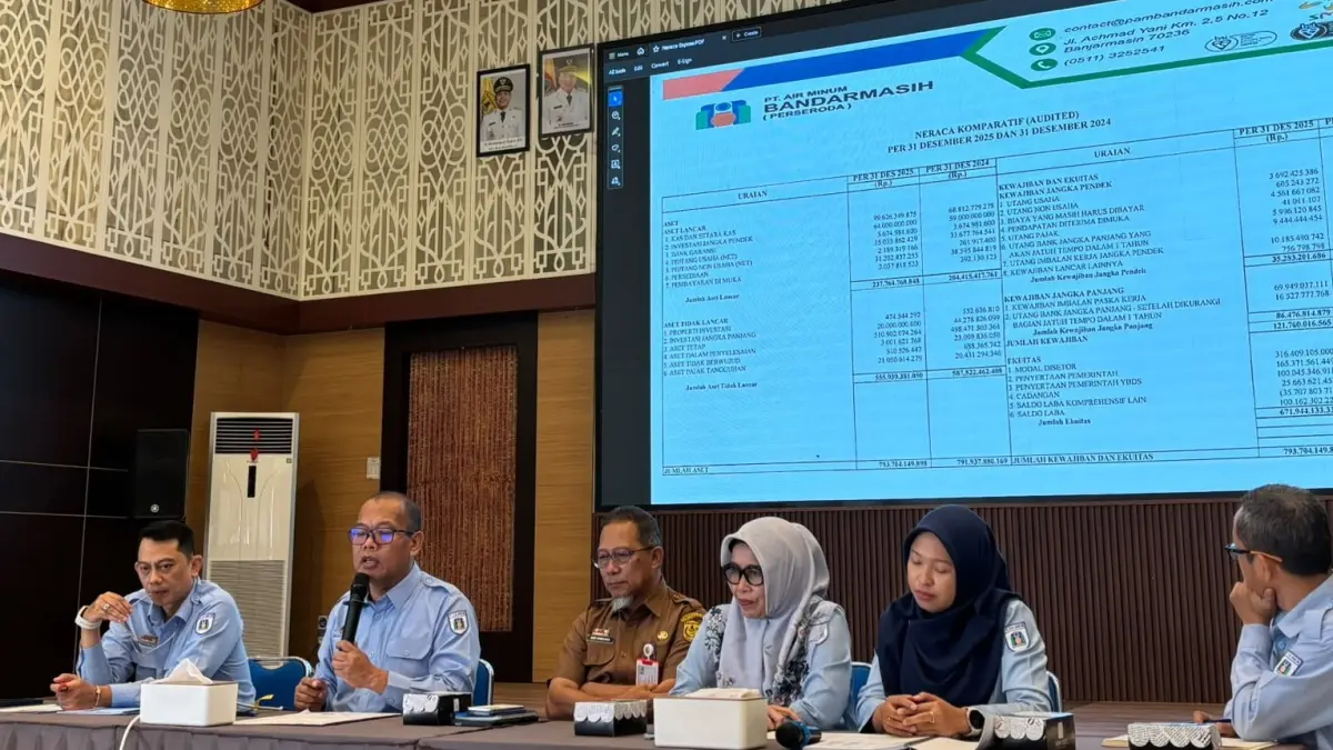 EKSPOSE: Laporan keuangan dan hasil kinerja tahun buku 2025 PTAM Bandarmasin, Selasa (30/6/2026). (Foto: Zulvan Rahmatan/Radar Banjarmasin)
