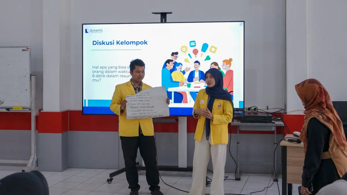 ANTUSIAS : Para mahasiswa ULM mengikuti setiap sesi pembinaan untuk mendapatkan beasiswa IBFL.
