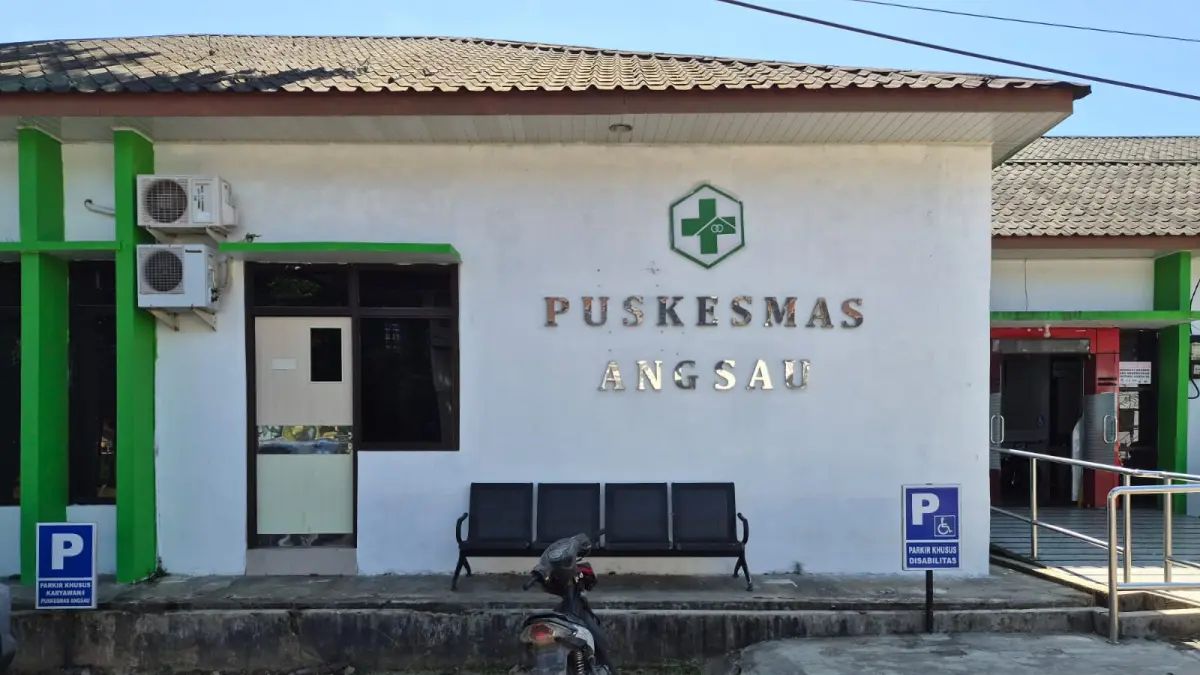 LENGKAP : Kantor Puskesmas Angsau di Jalan A Syairani Komplek Perkantoran Pelaihari. (Foto : Norsalim Yahya/Radar Banjarmasin)