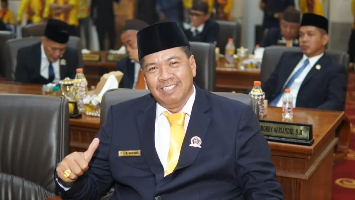 WACANAKAN: Ketua Komisi I DPRD Tapin Rustan Nawawi memberitahukan bahwa pihaknya akan memanggil instansi terkait membahas tentang persiapan Pilkades.
Foto Rasidi Fadli&nbsp;