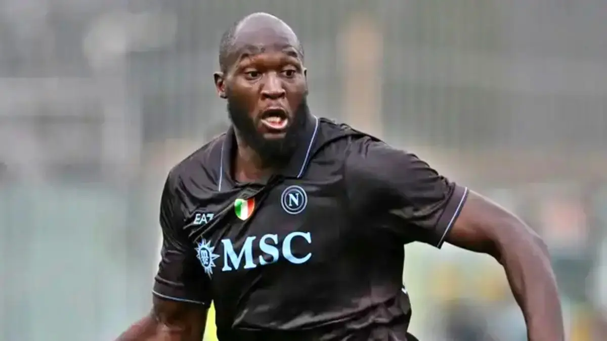 DILEPAS: Romelu Lukaku bisa dilepas Napoli.&nbsp;
(AFP)