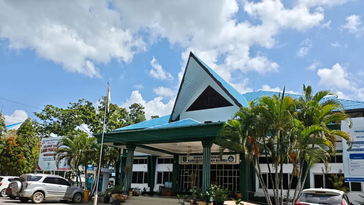 Kantor Dinas Pendidikan Tanah Bumbu di Jalan Dharma Praja, Kecamatan Batulicin. (Foto: Zulqarnain/Radar Banjarmasin)