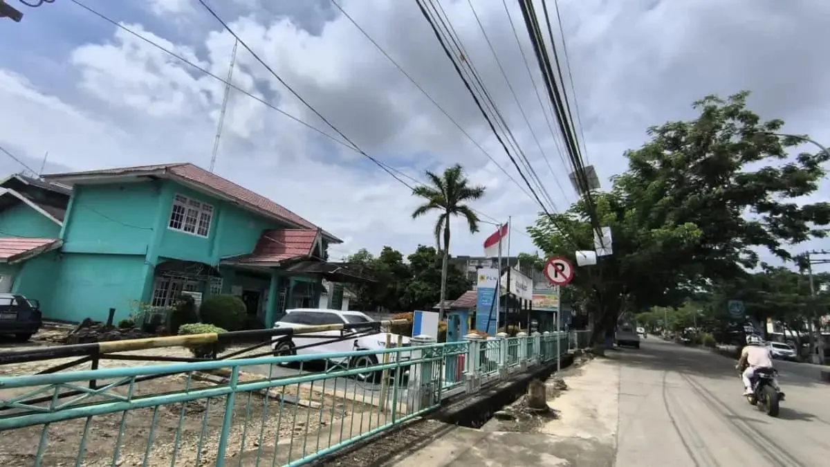 Pihak PLN ULP Paringin memastikan intensitas pemadaman belakangan ini merupakan imbas dari gangguan pembangkit pada sistem interkoneksi Kalimantan. (M Dirga/ Radar Banjarmasin)