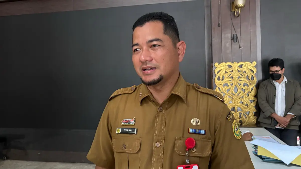 PROGRES: Sekdako Banjarmasin Ichrom Muftezar menjadi Ketua Panitia Seleksi JPT Pratama. (Foto: Zulvan Rahmatan/Radar Banjarmasin)