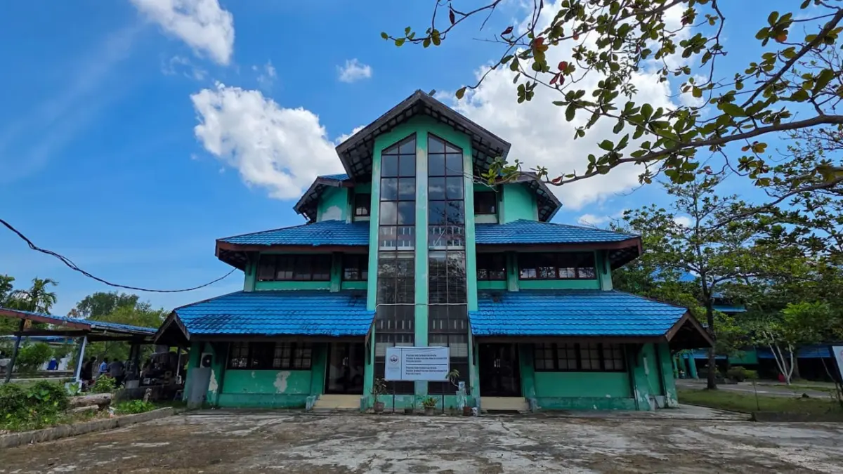 BARU: Gedung Prodi Kedokteran Hewan Fakultas Kedokteran dan Ilmu Kesehatan (FKIK) Universitas Lambung Mangkurat (ULM) di Banjarmasin.