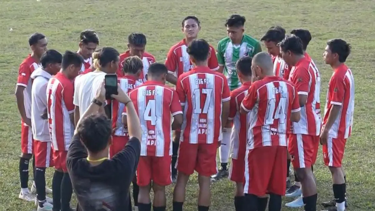 KEMBALI BERGULIR: Bupati Tapin Cup di Lapangan Sepak Bola Salam Babaris tahun 2026 ini kembali bergulir.