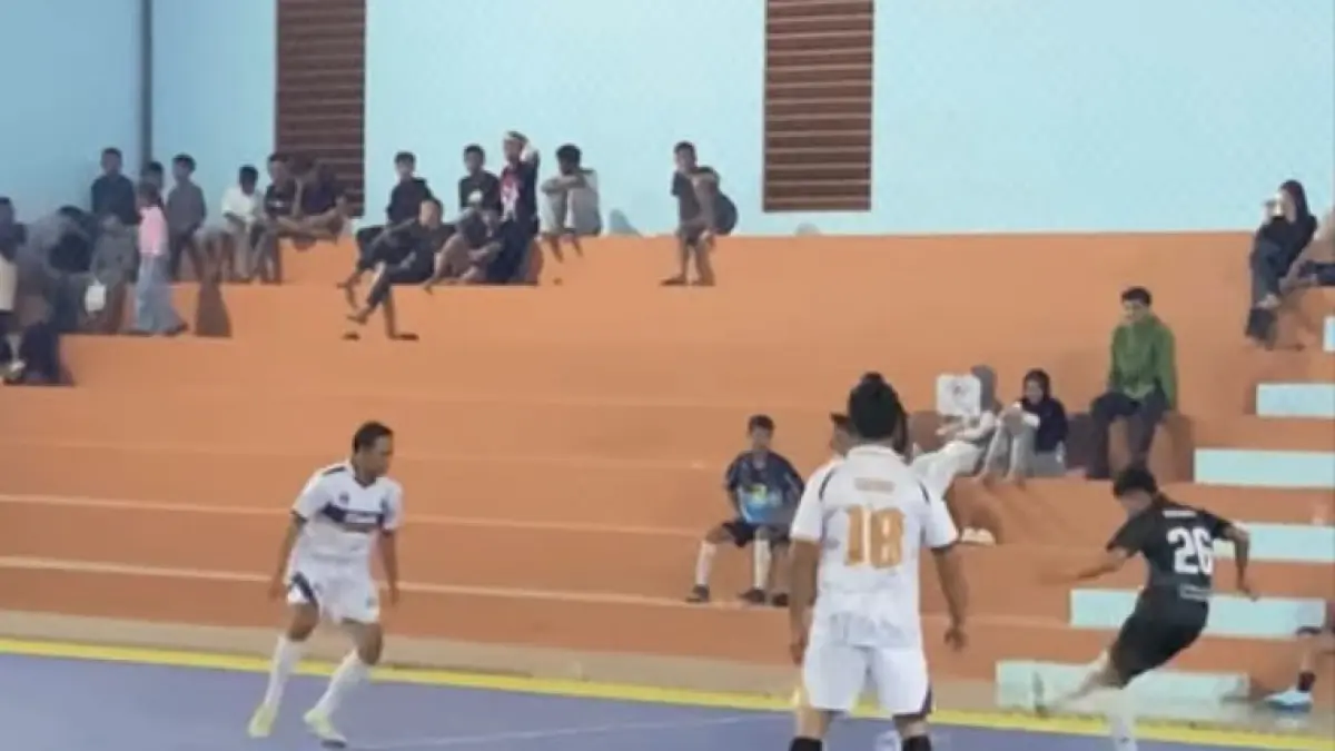 PERDANA: Pertandingan perdana Saijaan League Futsal Competition Kotabaru Hebat 2026. (Foto: Panitia Saijaan League Futsal Competition Kotabaru)&nbsp;