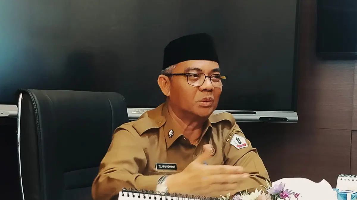 Sekda Barito Kuala, Zulkipli Yadi Noor memberikan penjelasan terkait anggaran penyelenggaraan MTQ Nasional XXXVII Tingkat Provinsi Kalsel yang digelar di Kabupaten Barito Kuala. (Maulana/Radar Banjarmasin)