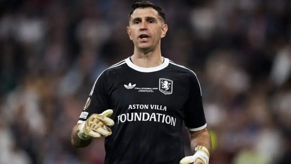 SERIUS: Juventus dikabarkan tertarik mendatangkan Emiliano Martinez untuk memperkuat posisi penjaga gawang pada musim mendatang.