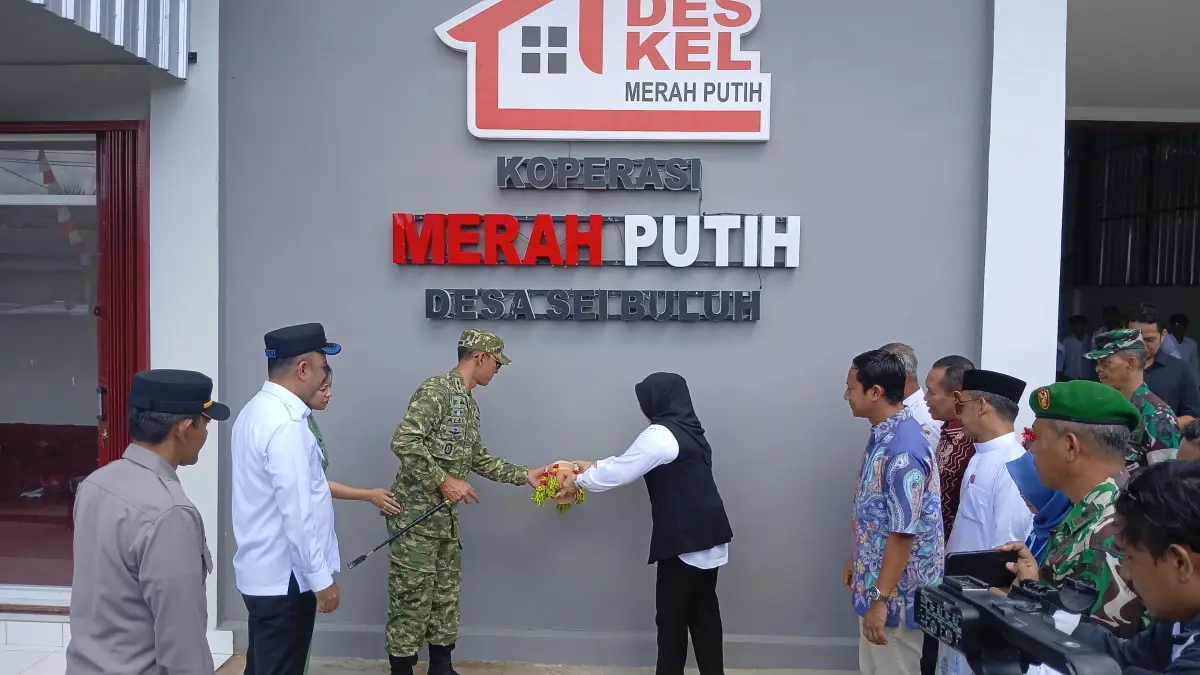 KMP: Peresmian gedung KMP di Tabalong.&nbsp;