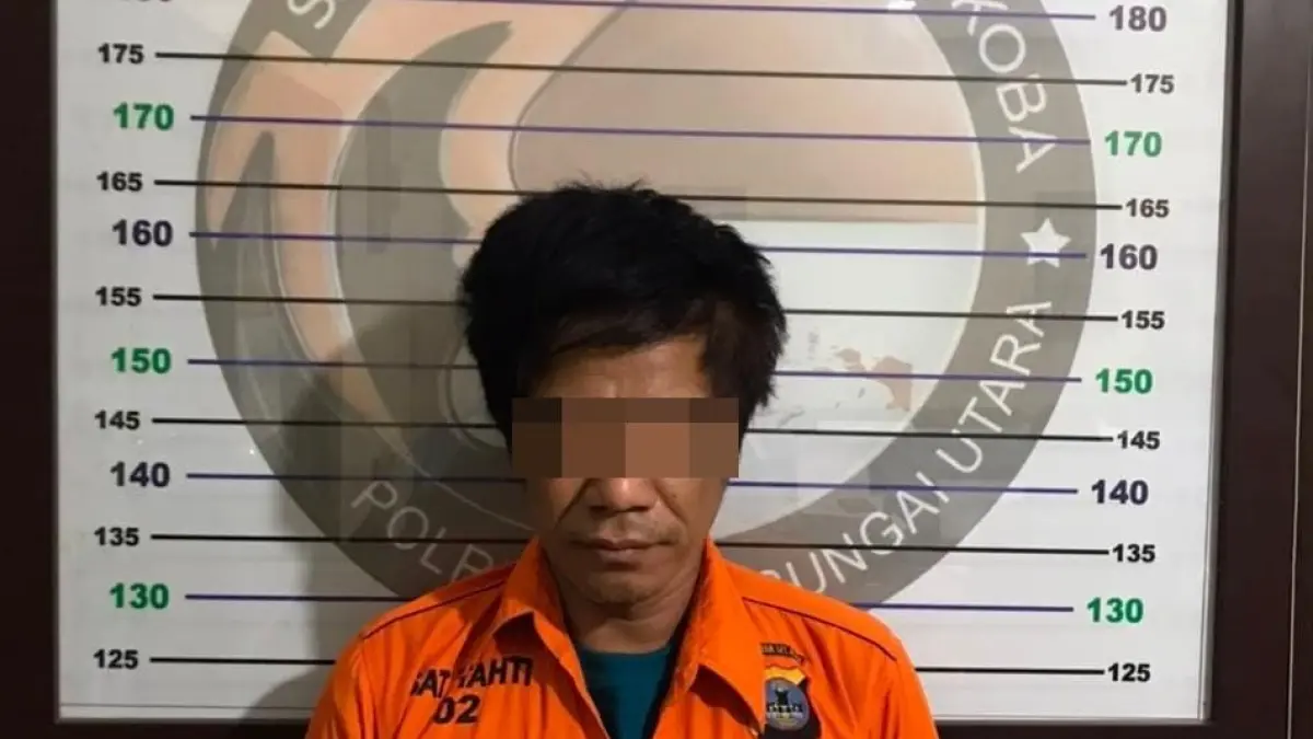 NARKOBA: Tersangka MS alias C saat diamankan Polres HSU.&nbsp;