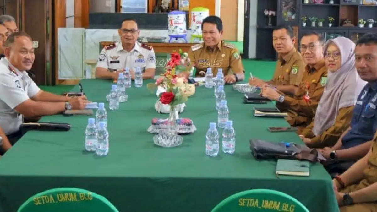 TUNTUT MASTER PLAN: Bupati Balangan H Abdul Hadi menerima kunjungan Kakanwil Ditjenpas Kalimantan Selatan, Erwedi Supriyatno.