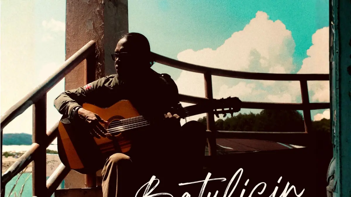 LAGU: Musisi dan jurnalis Puja Mandela merilis lagu folk berjudul "Batulicin" yang mengangkat kenangan tentang kota tempat ia tumbuh. (Foto: Puja Mandela untuk Radar Banjarmasin)