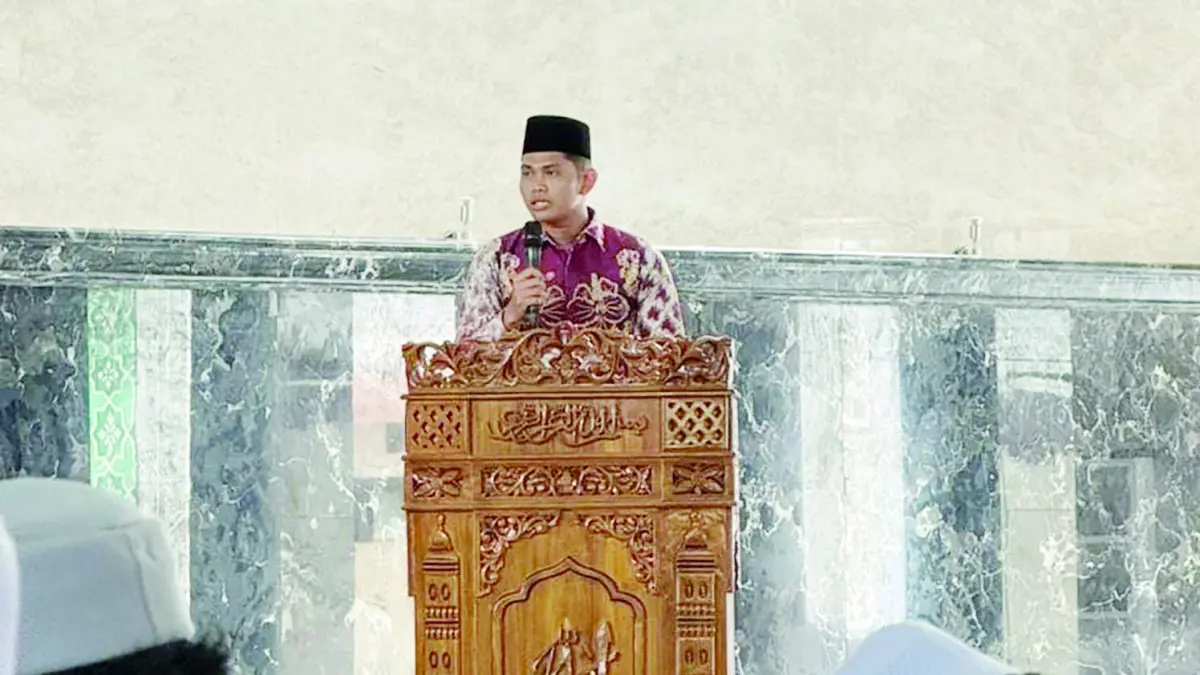 MATERI: Waladun Shaleh saat menyampaikan materi dalam kegiatan di MTs Darul Ilmi.&nbsp;
(Foto: WALADUN SALEH UNTUK RADAR BANJARMASIN)