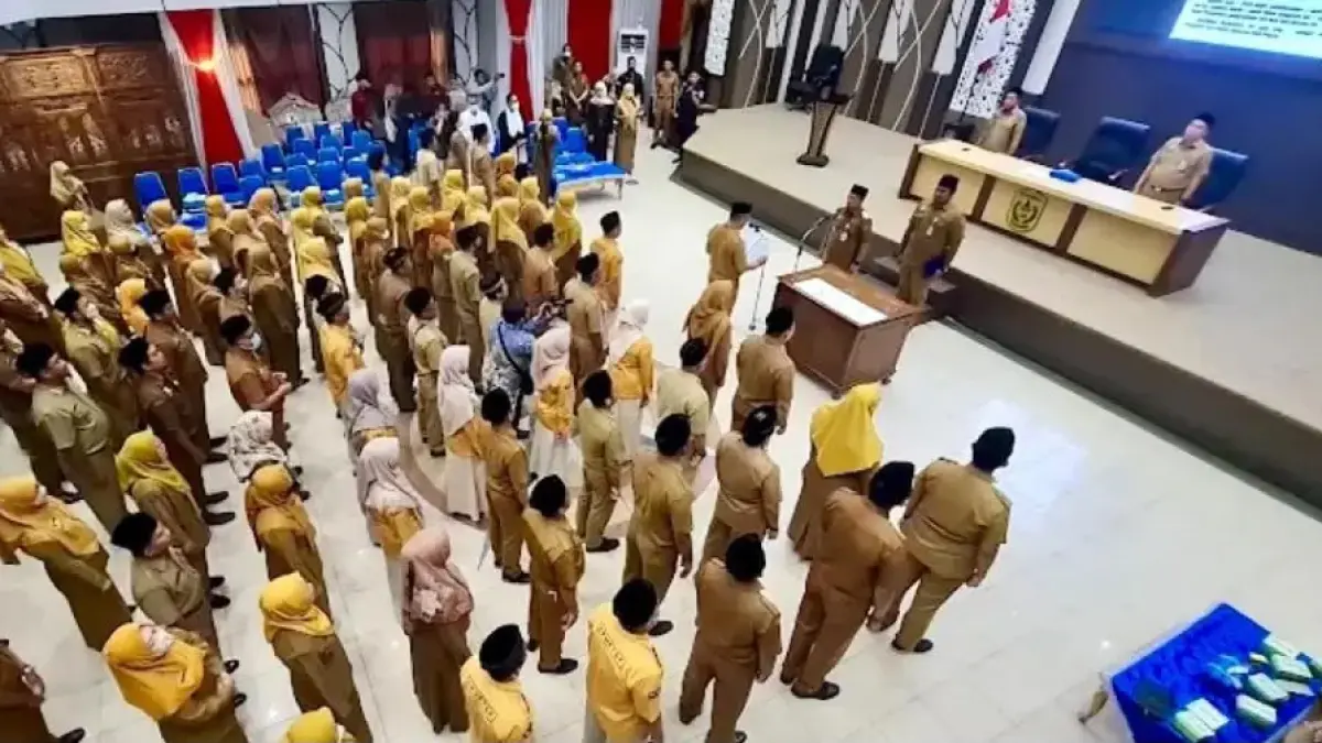 INGATKAN ASN: Satu oknum pekerja di salah satu SKPD Pemko Banjarmasin ketahuan melakukan praktik titip absen kehadiran. Temuan tersebut langsung ditindaklanjuti dan menjadi alarm keras agar tidak ditiru.