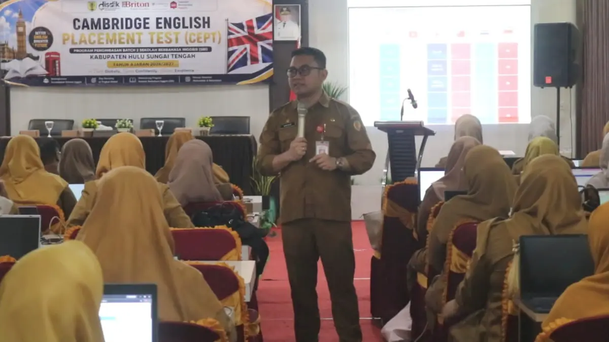 PENDIDIKAN: Ratusan guru Kabupaten HST ikut tes bahasa inggris di Aula Hotel Darul Istiqamah Barabai, Senin (20/7/2026).(Foto: Pemkab HST)