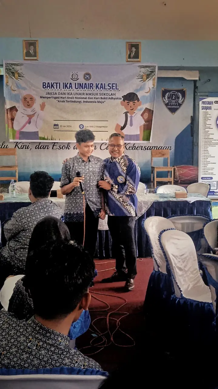 Kejati Kalsel dan IKA Unair Edukasi Pelajar tentang Hukum, Bullying, hingga Kekerasan Seksual