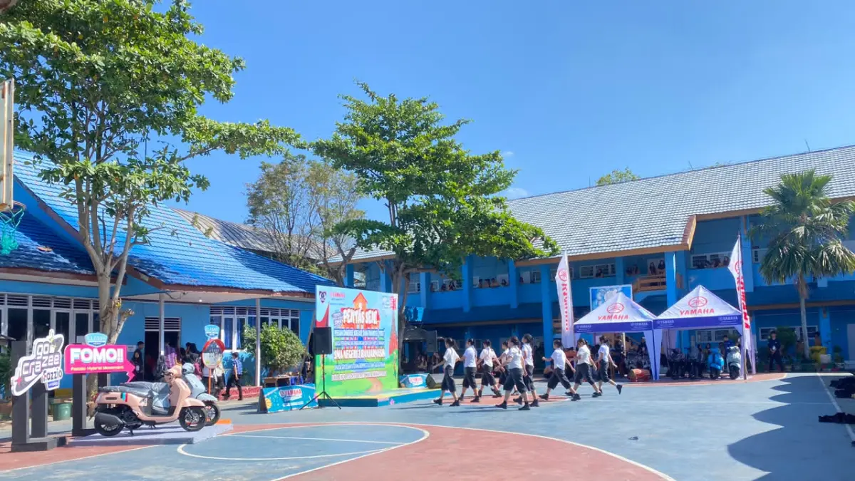 MERIAH: Suasana MPLS di SMAN 2 Banjarmasin dengan menggandeng PT STSJ Yamaha Kalselteng.
