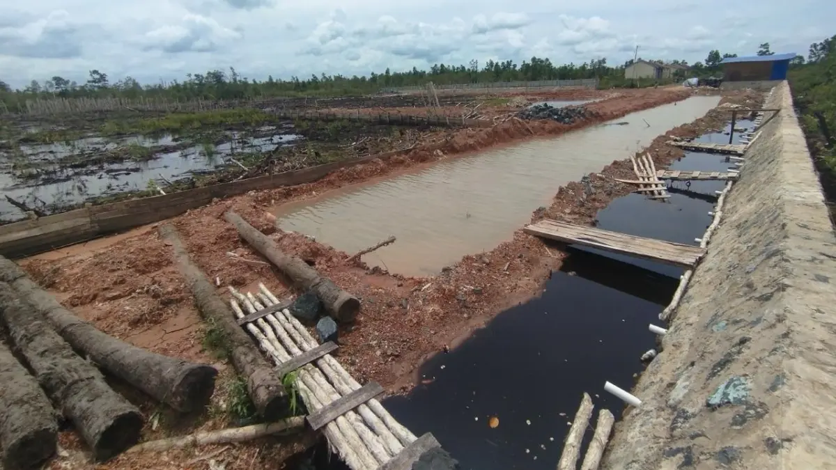 DUGAAN KORUPSI: Lokasi proyek pembangunan RS Tipe D Gambut, Kabupaten Banjar, yang tidak terlihat aktivitas pekerjaan. Foto diambil akhir Januari lalu. (M. Fadlan Zakiri)