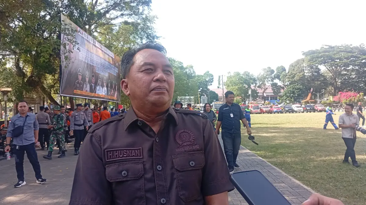 DUKUNG: Wakil Ketua 1 DPRD HSS, H Husnan sampaikan dukungan penanganan karhutla di Kabupaten HSS. (Foto: M Padil Ihsan/Radar Banjarmasin)&nbsp;