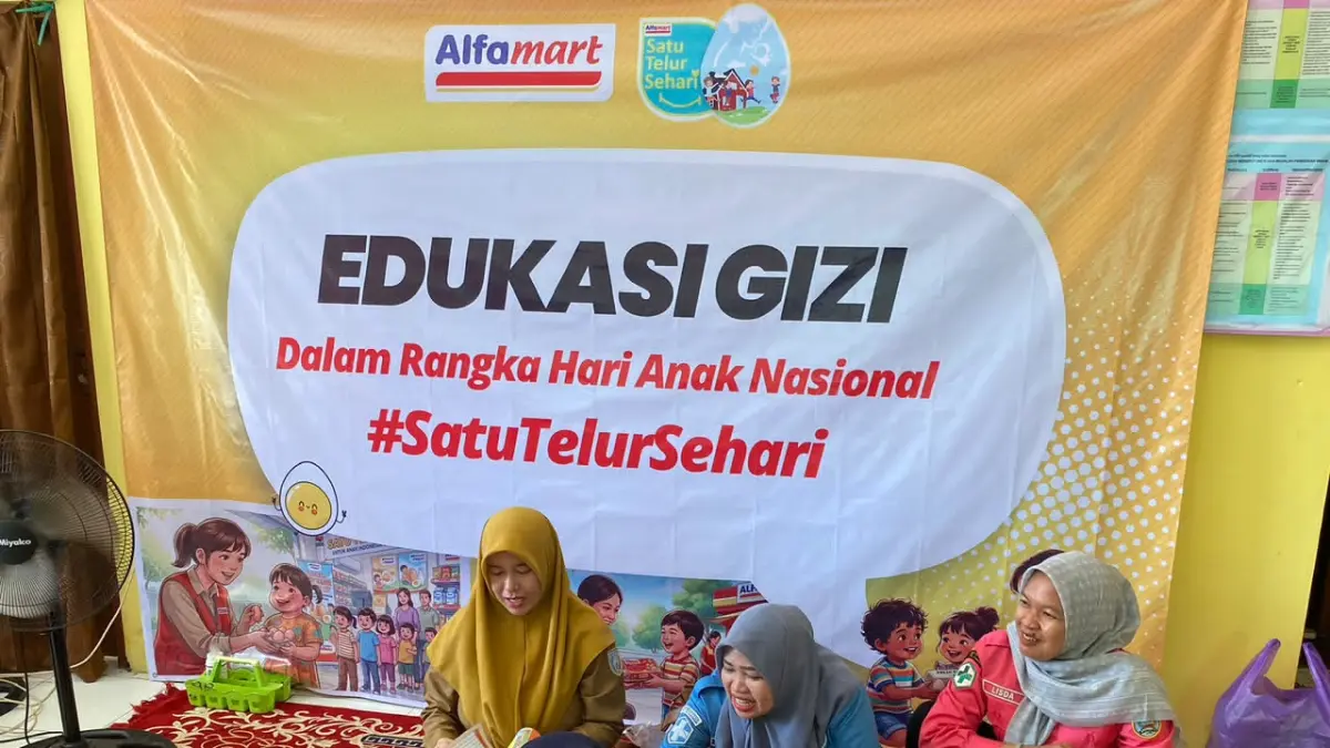 EDUKASI: Alfamart menggelar edukasi gizi di POSKESDES Pinggiraan Hilir, Kabupaten Banjar, Selasa (21/7/2026).(Foto-foto: Alfamart)
