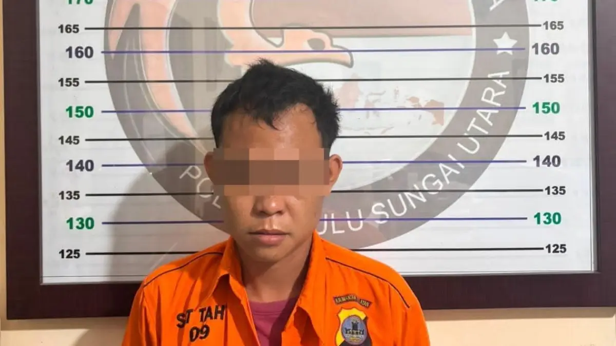 TAK BERKUTIK: D, residivis narkoba warga Desa Nelayan, Kecamatan Sungai Tabukan ditangkap Polisi atas dugaan kepemilikan sabu.(Foto: Polres HSU)