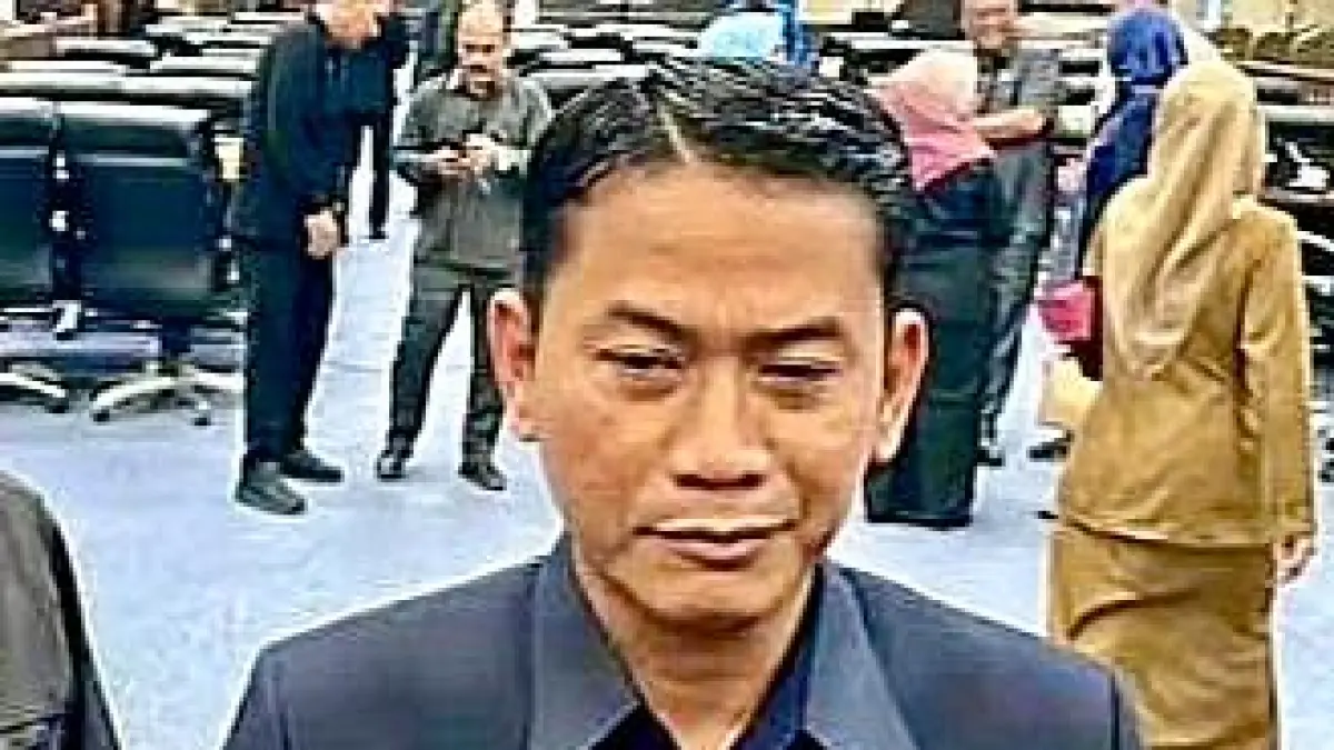 INSTRUKSIKAN: Wali Kota Banjarmasin HM Yamin HR menginstruksikan Dinas Pendidikan melakukan pendataan menyeluruh terhadap guru honorer dan Guru Pendamping Khusus (GPK) yang belum terdaftar dalam Dapodik maupun database pemerintah.(Foto: Endang Syarifuddin/Radar Banjarmasin)