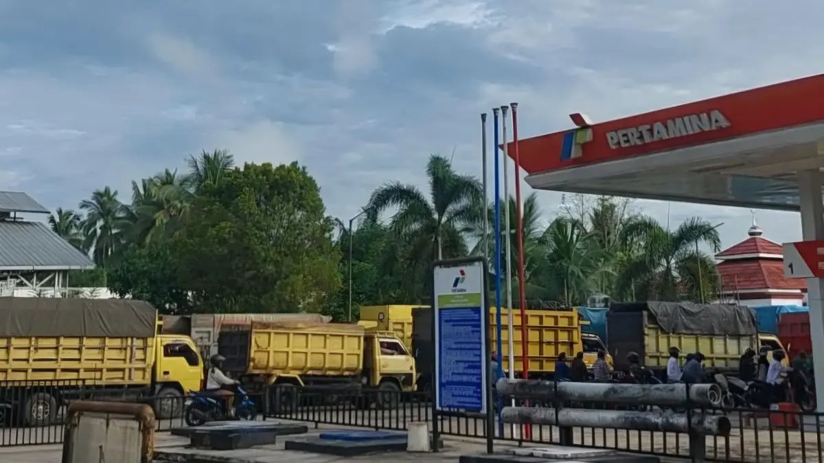 EVALUASI: Penyaluran BBM subsidi Bio Solar di HST dievaluasi. (Foto: Jamaluddin/Radar Banjarmasin).