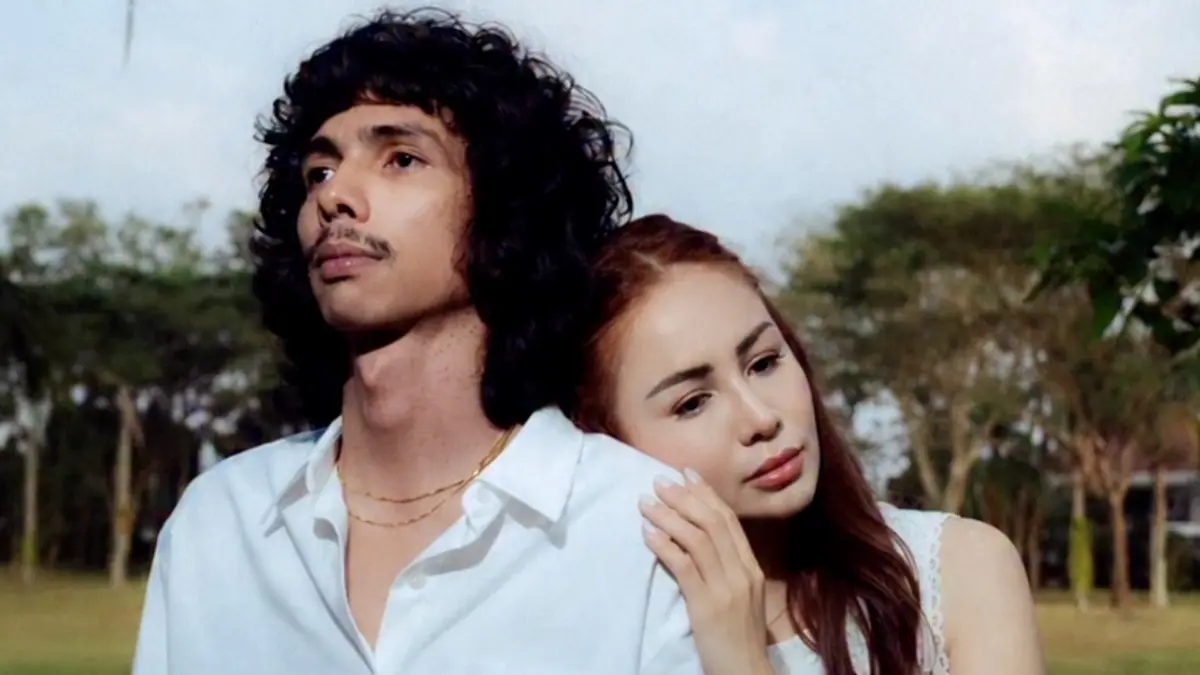 DUET: Setelah satu dekade, momo kembali menyapa penggemarnya lewat lagu duet terbaru bersama Enau. (Foto: Instagram)
