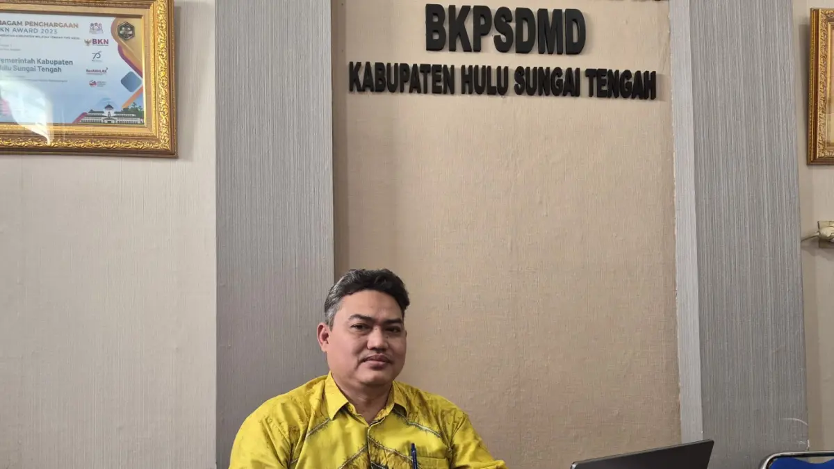 SELEKSI TERBUKA: Kepala Bidang Mutasi, Kedudukan Hukum, dan Pemberhentian BKPSDMD HST Achmad Marzuki mengatakan pendaftaran dibuka sampai 1 Agustus 2026. (Foto: Jamaluddin/Radar Banjarmasin).