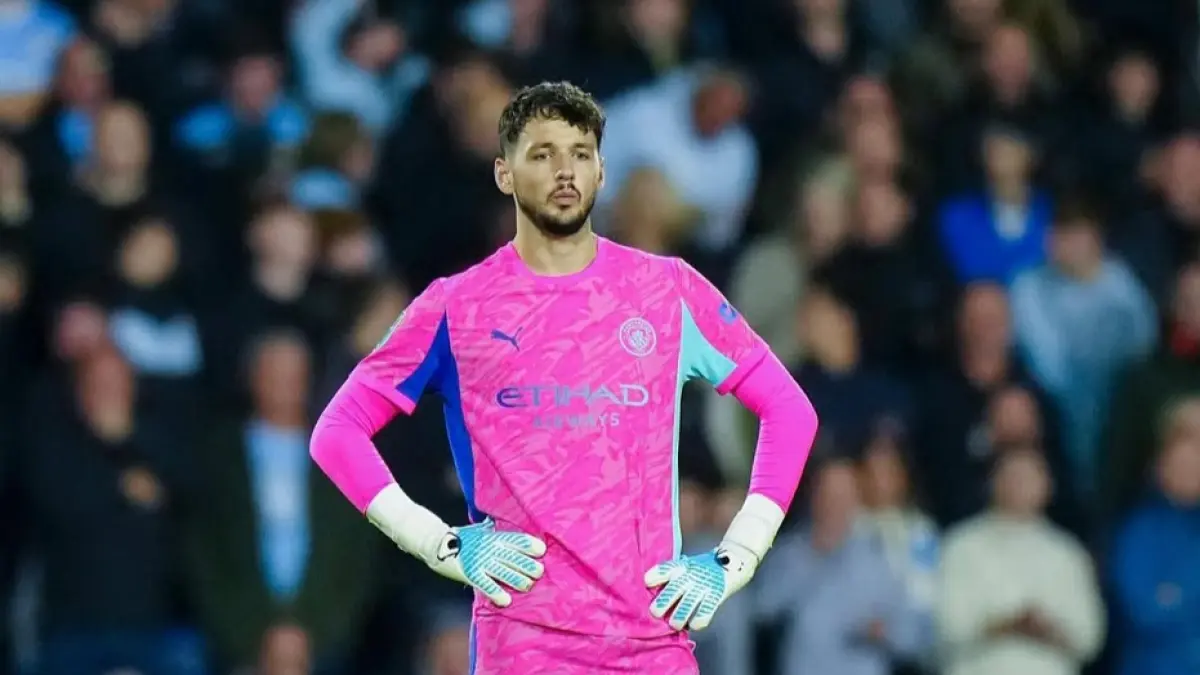 SEMAKIN DEKAT: Penjaga gawang Manchester City, James Trafford makin dekat ke Leeds United.&nbsp;
(Dok. James Trafford)