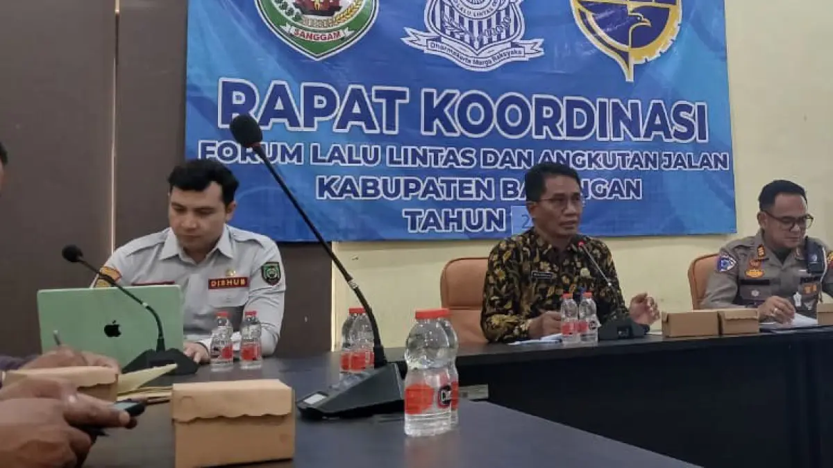 RANCANG SISTEM TRANSPORTASI: Suasana rapat pembahasan rancangan Tataran Transportasi Lokal yang melibatkan lintas sektoral di ruang rapat Dinas Perhubungan Kabupaten Balangan.
