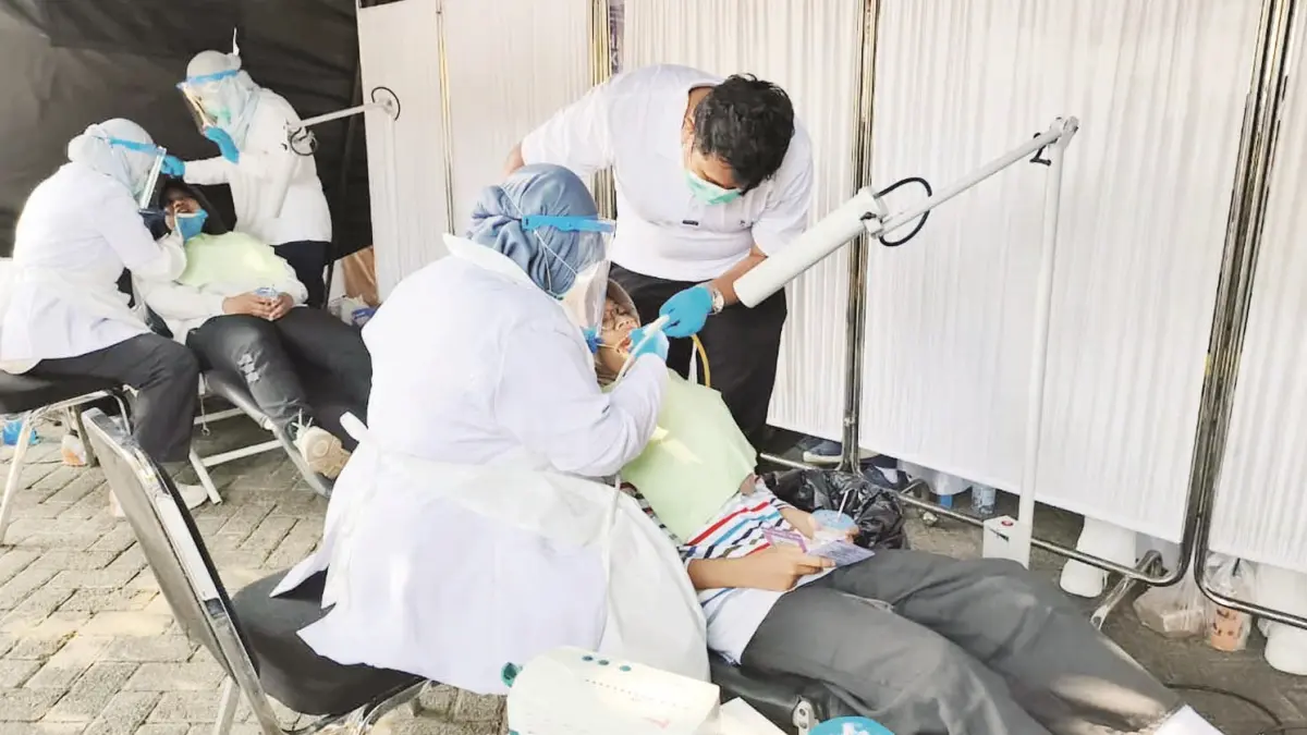 GRATIS: Pemeriksaan gigi gratis di Rumah Sakit TNI AU Sjamsudin Noor.&nbsp;
(Foto: SHEILLA FARAZELA/RADAR BANJARMASIN)&nbsp;