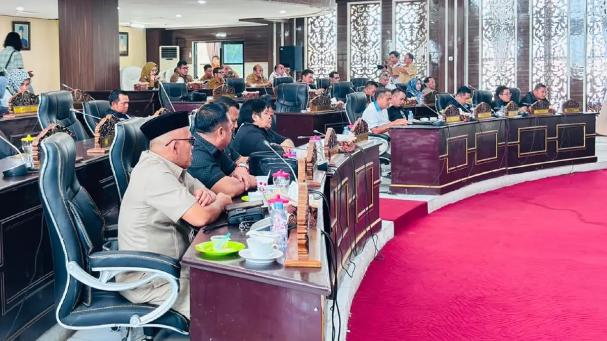 PARIPURNA: Rapat Paripurna Rancangan KUA-PPAS APBD Perubahan berlangsung di DPRD Kotabaru, Senin (3/8/2026).