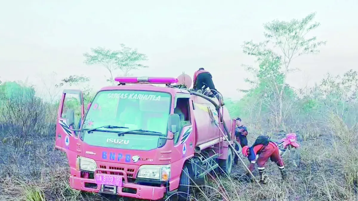 KARHUTLA: Kebakaran hutan dan lahan (karhutla) terus mengancam Kota Banjarbaru. Luas lahan terbakar diperkirakan mencapai 700 hektare.&nbsp;