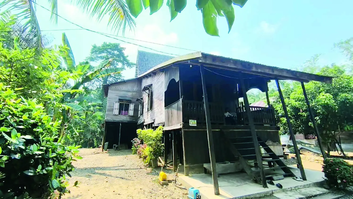 Tiga Simbol Alam Semesta