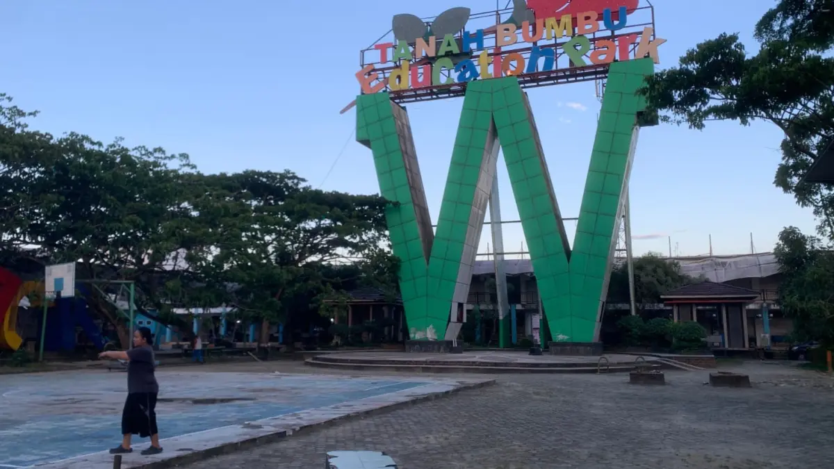 DULU TERMINAL: Education Park Batulicin, yang kini menjadi ruang publik warga di kawasan Jalan Pelabuhan Samudra, Kecamatan Simpang Empat, Tanah Bumbu.