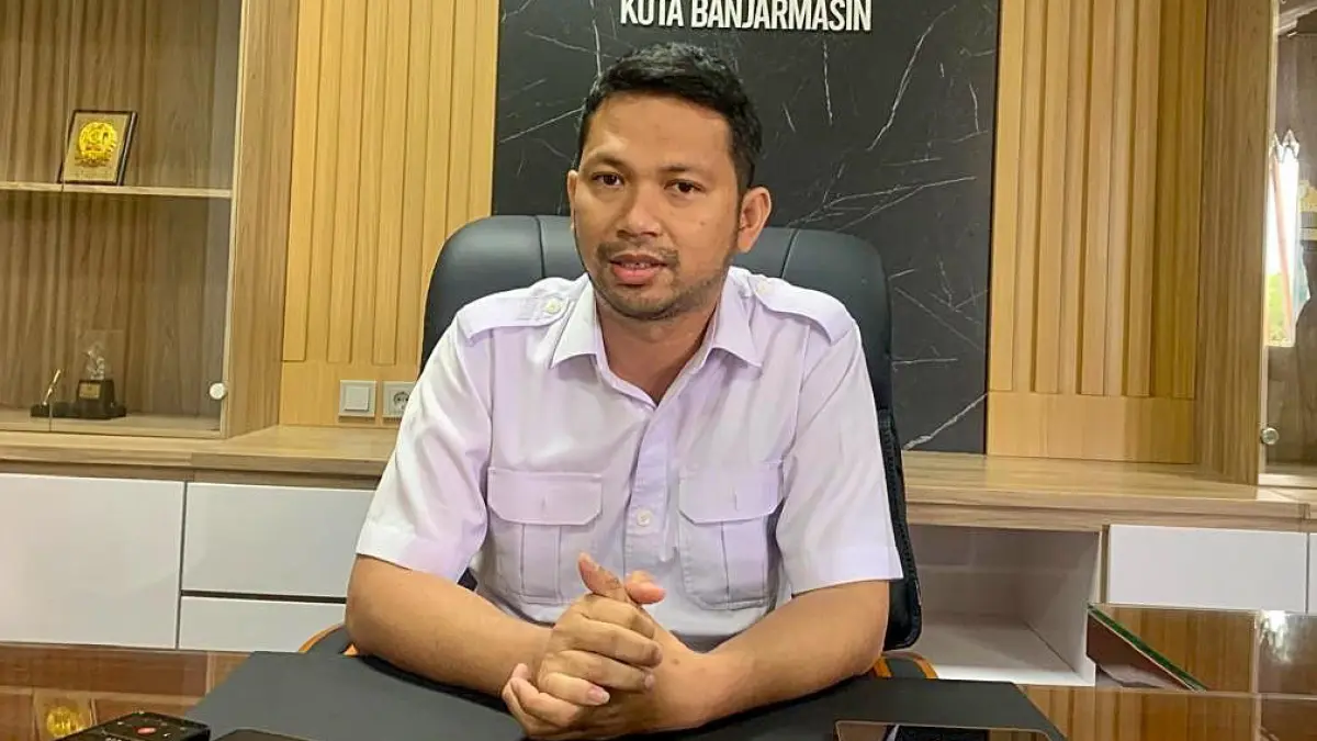 BICARA: Ketua DPRD Banjarmasin Rikval Fachruri meminta dugaan pelecehan terhadap siswa SDN ditangani secara objektif dan menyeluruh. Ia mengingatkan agar tidak terburu-buru menyimpulkan kejadian sebagai ketidaksengajaan.