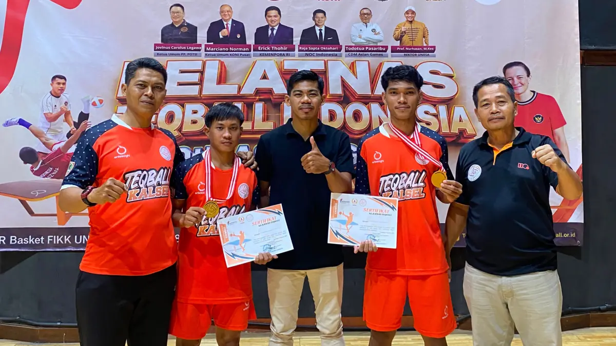 Tim Teqball Kalsel raih Perunggu di Kejurnas Teqball 2026 di Surabaya. (Arham Syahban)