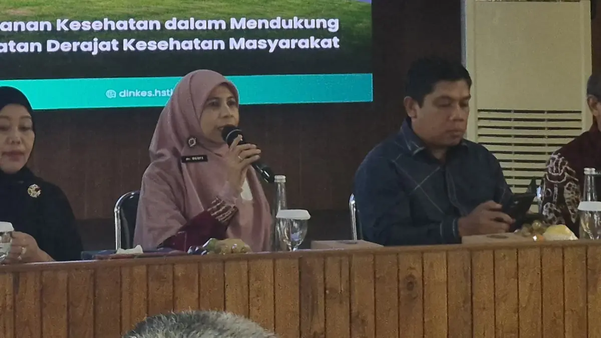 TERBATAS: Dinkes HST menggelar Forum Konsultasi Publik terkait jumlah dokter umum Puskesmas di Aula Bakti Husada, Jumat (14/8/2026).