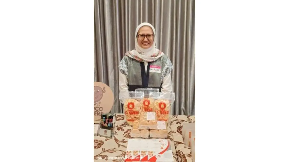 HJ. NONOH Snack yang sejak tahun 2014 memproduksi makanan ringan tradisional khas Sunda.