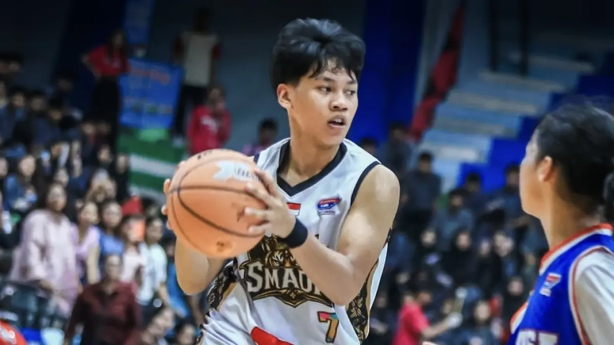 MVP: Nayla Nur Khalisya dari SMAN 2 Banjarmasin kembali meraih gelar MVP Honda DBL South Kalimantan 2026 sekaligus mencatat sejarah dengan tiga gelar MVP beruntun. (Foto: DBL Indonesia)
